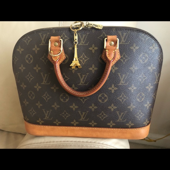 Authentic LV Alma “SOLD” - Picture 1 of 8
